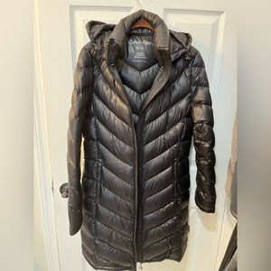 Calvin Klein Ladies Packable Lightweight Premium Down Hooded Puffer Size S w/bag